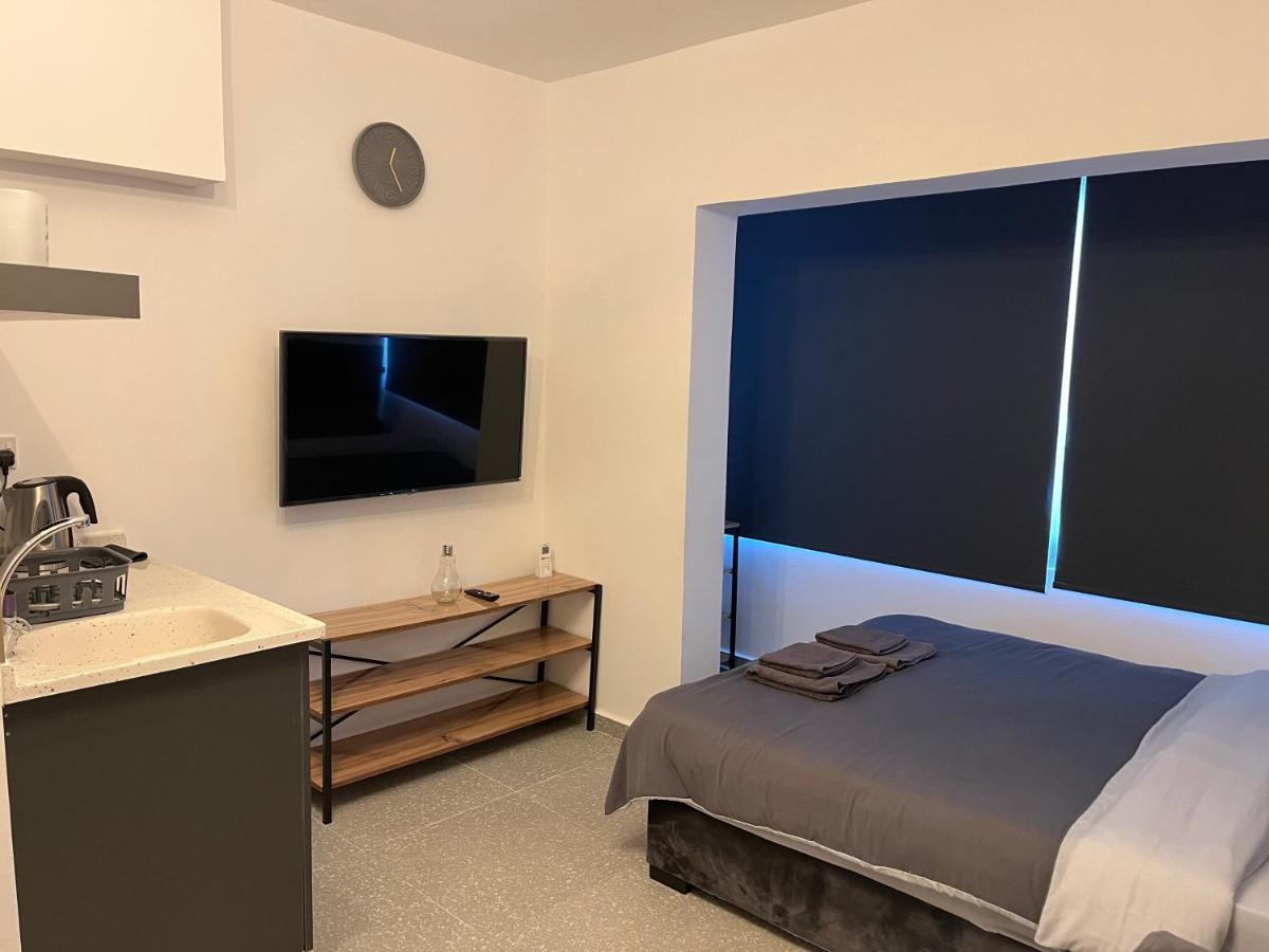 Апартаменты Mr. Studio In Ortakoy , North Nicosia + Wifi + Netflix Экстерьер фото