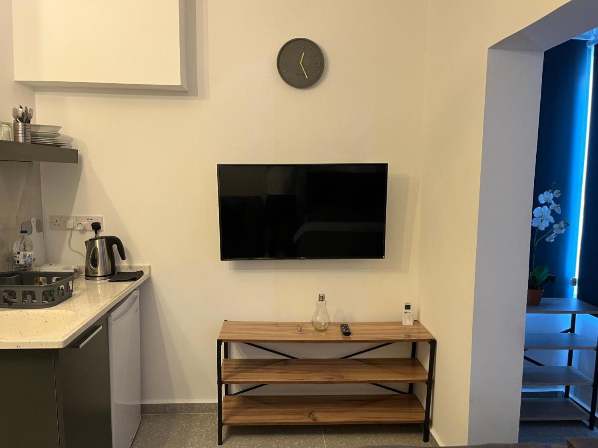 Апартаменты Mr. Studio In Ortakoy , North Nicosia + Wifi + Netflix Экстерьер фото